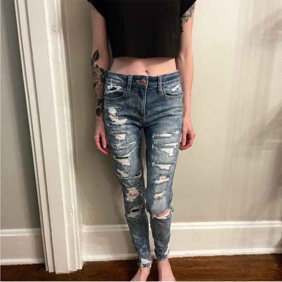 AE Distressed Blue Women's Jegging 2 - Picture 1 of 5